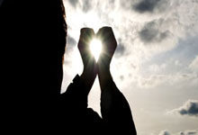 竞技宝官网：结合罗哥要签短约踢世俱杯的新闻，大概率就是切尔西了.